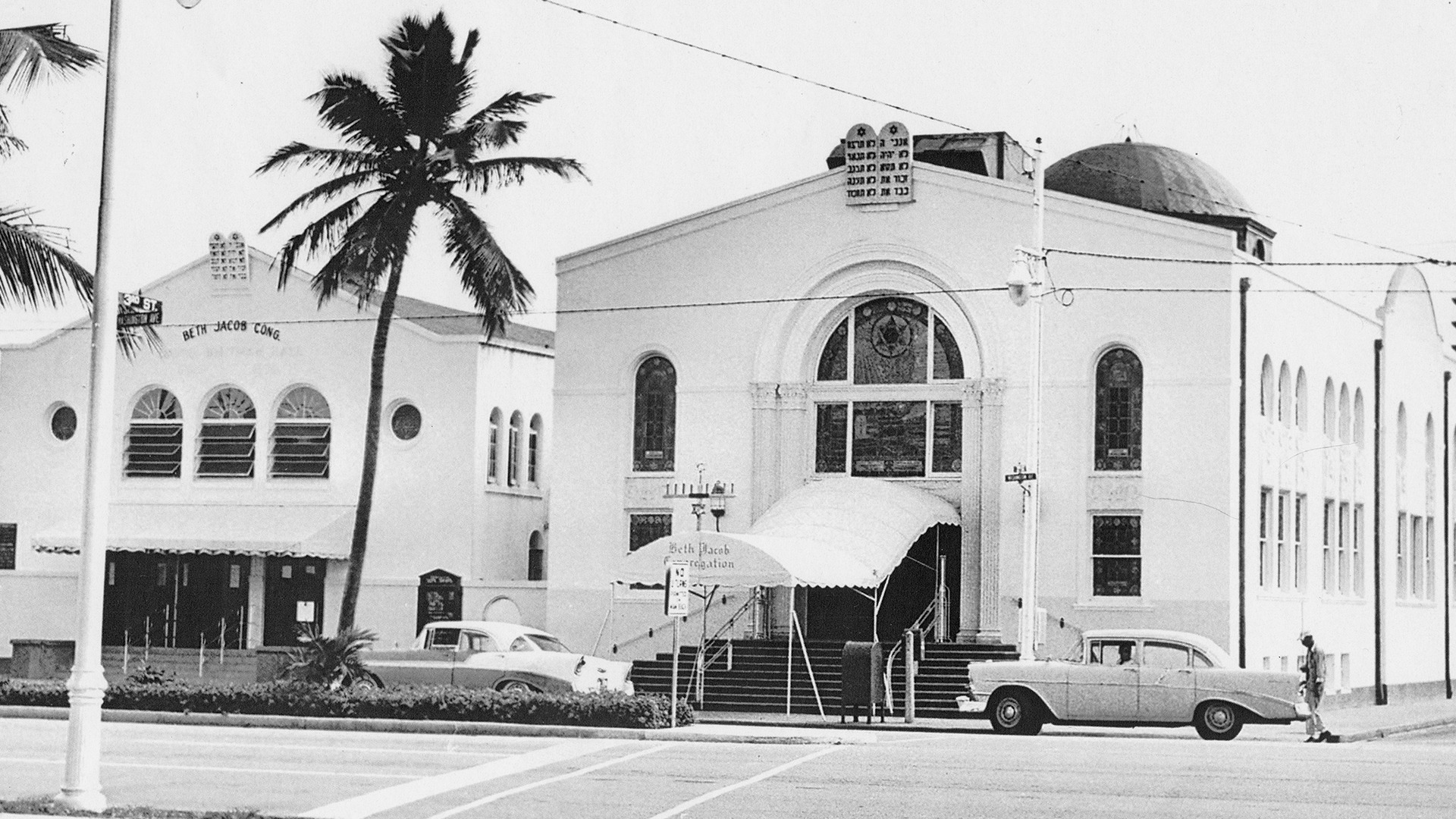 Historic Beth Jacob synagogue buildings in Miami Beach